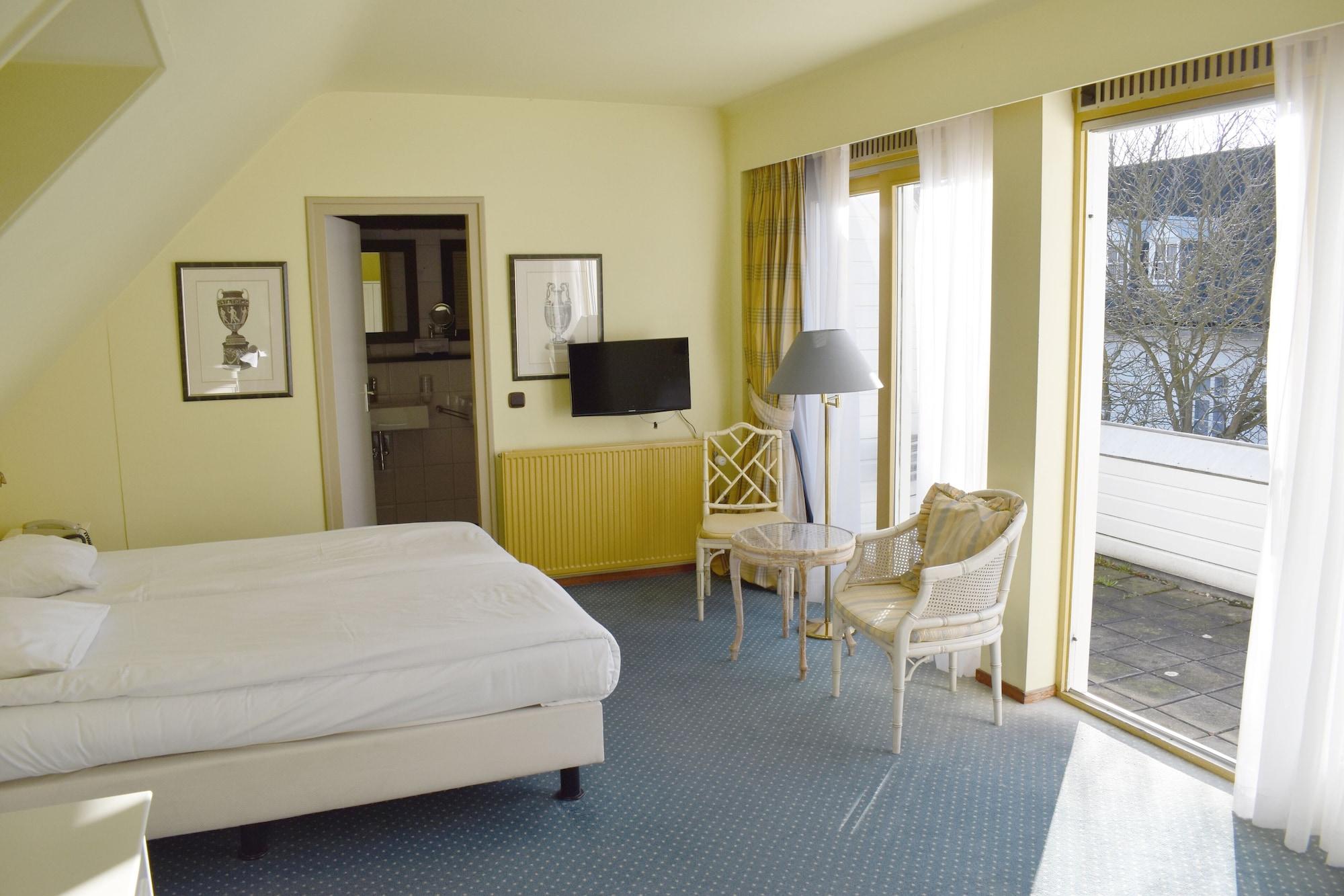 Fletcher Hotel-restaurant Kasteel Erenstein Hotel 4*