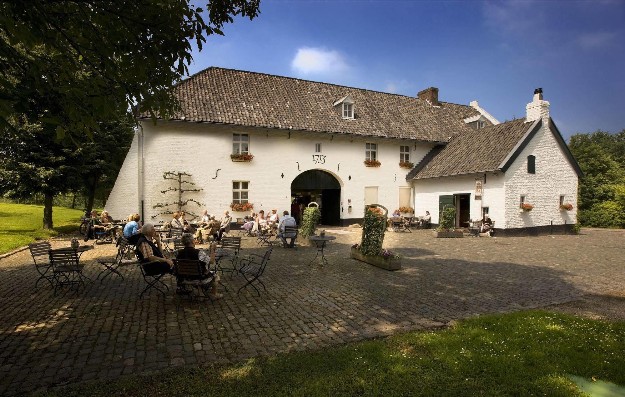 Fletcher Hotel-restaurant Kasteel Erenstein Hotel 4*